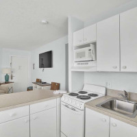 DebbieHughes_ReefOceanReaort