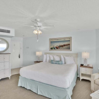 DebbieHughes_ReefOceanReaort