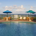 pool-reefoceanresort